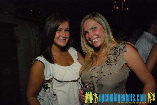 Photo from Fashion In Public / NYEphilly.com Reunion Party