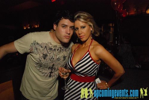 Photo from Fashion In Public / NYEphilly.com Reunion Party