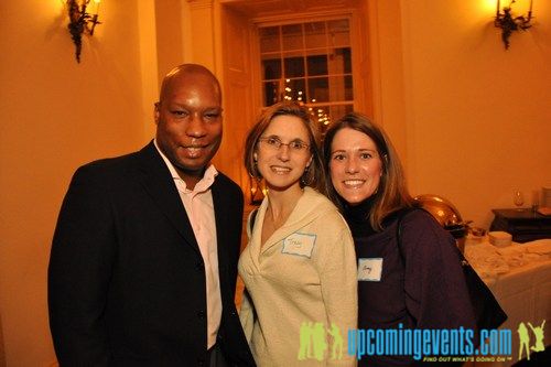 Photo from Young Professionals After-Work Networking Happy Hour