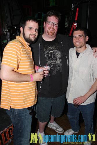 Photo from NYEphilly.com Open Bar @ McFadden's