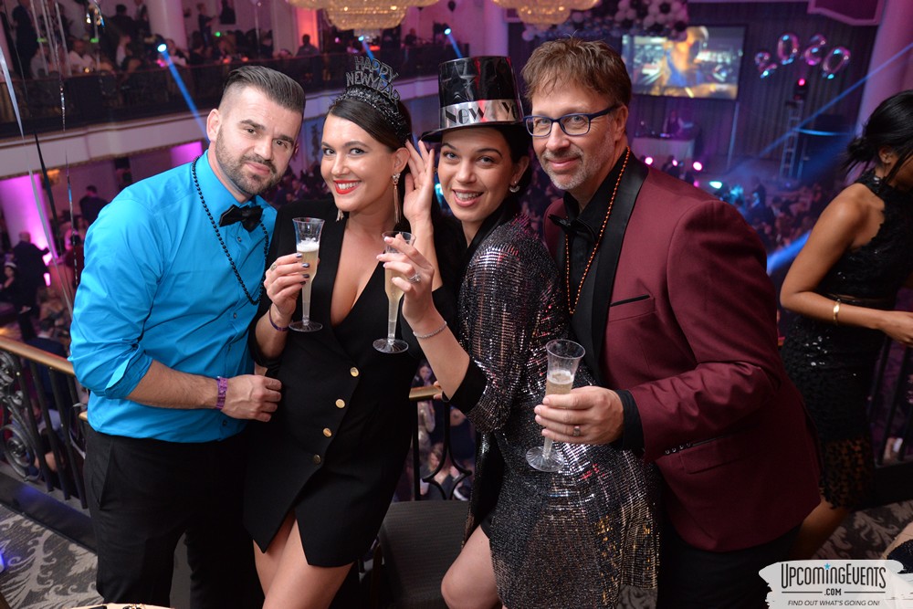 View photos for Glitter City Gala NYE Party at The Bellveue Hotel