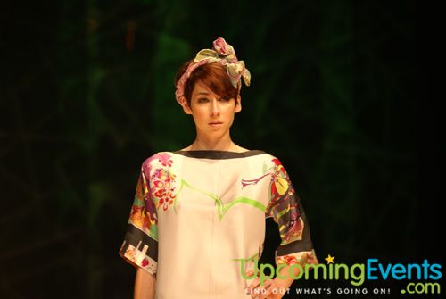 Photo from Philly Fashion Week 2010 (Saturday Gallery 1)