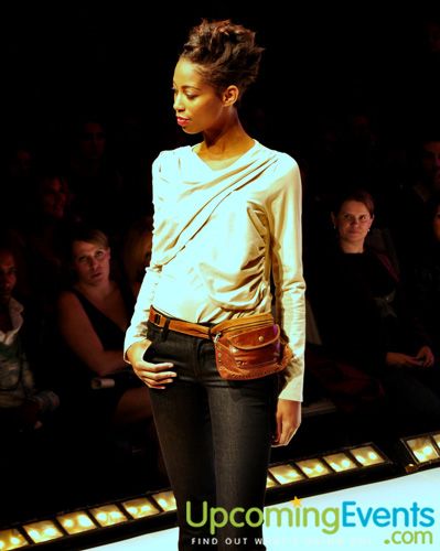 Photo from Philly Fashion Week 2010 (Wednesday - Gallery 2)