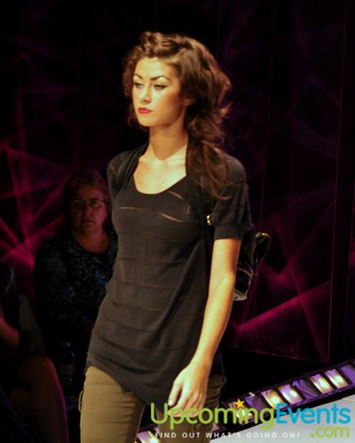 Photo from Philly Fashion Week 2010 (Wednesday - Gallery 2)