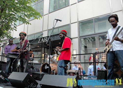 Photo from Rittenhouse Row Spring Festival