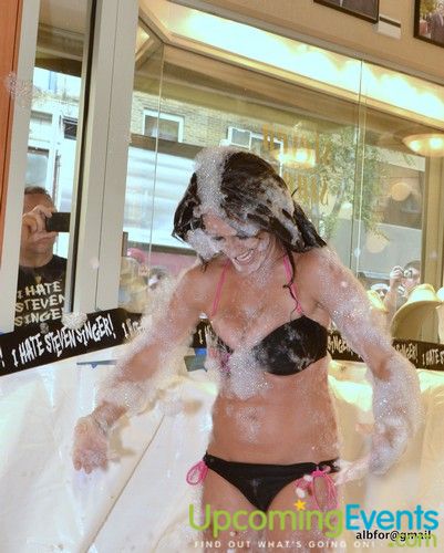 Photo from World's Largest Bubble Bath