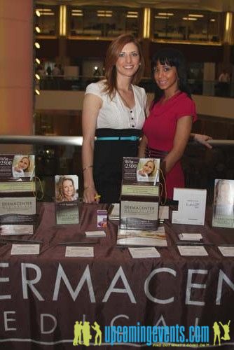 Photo from 2010 Young Professionals Expo (Gallery 2)