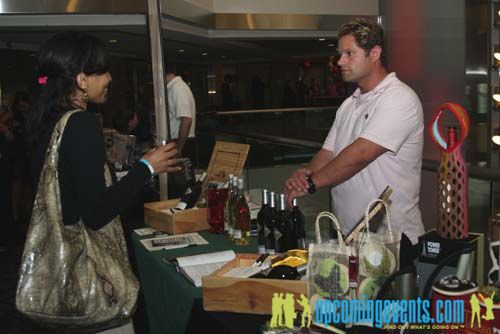 Photo from 2010 Young Professionals Expo (Gallery 2)