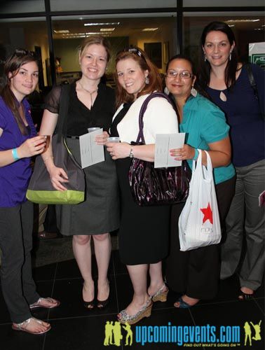 Photo from 2010 Young Professionals Expo (Gallery 1)